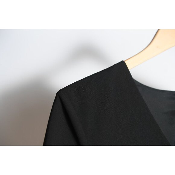 Theory Classic Black Dress 3/4 Sleeve Size 6 V-Neck Lined- Read Description - Picture 3 of 12